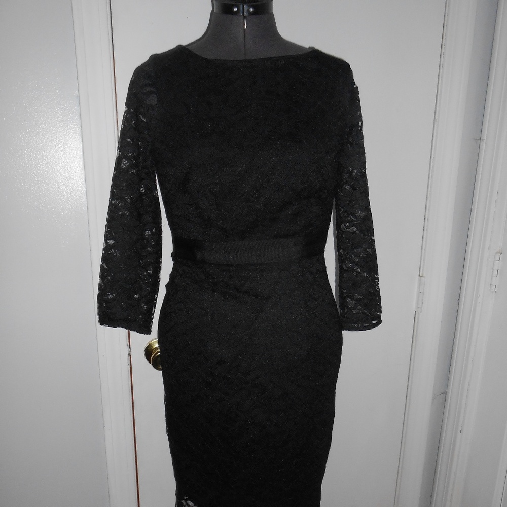 the limited black lace dress